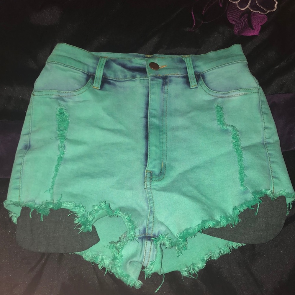 Pretty High waisted shorts
